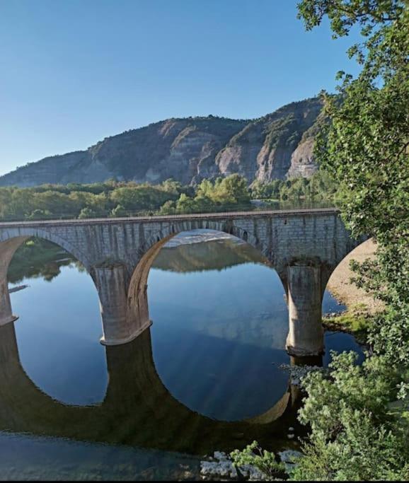 Gite De L'Auzon Vallon Pont D'Arc 3Ch Exterior foto